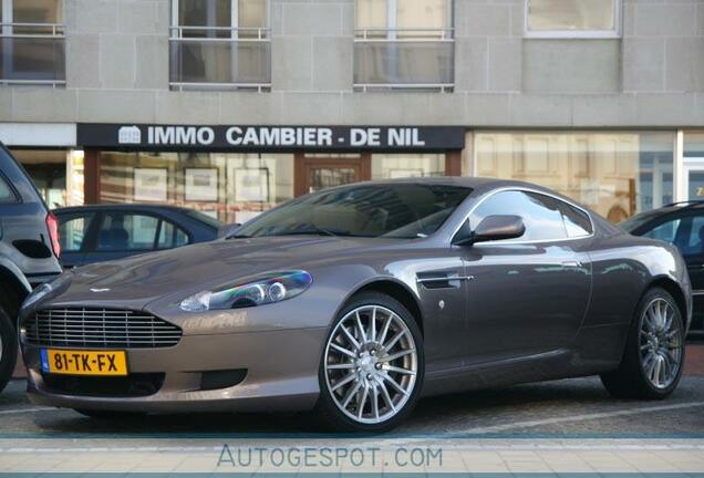 Aston Martin DB9