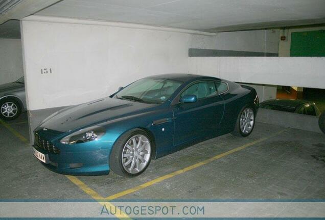 Aston Martin DB9