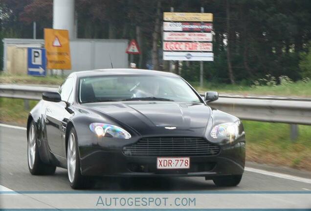 Aston Martin V8 Vantage