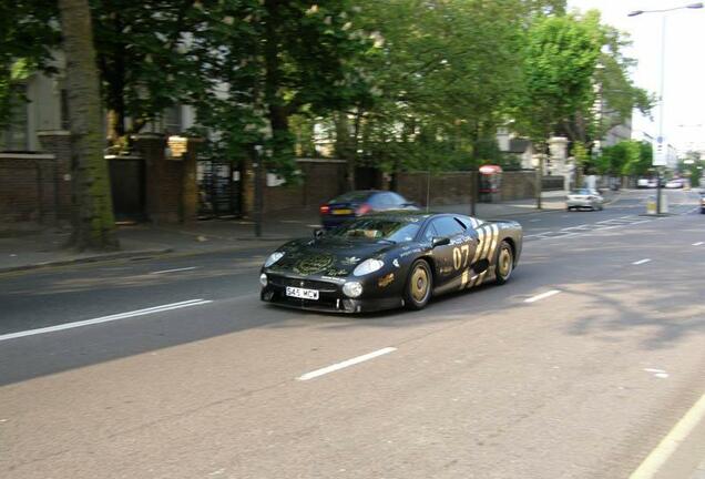 Jaguar XJ220