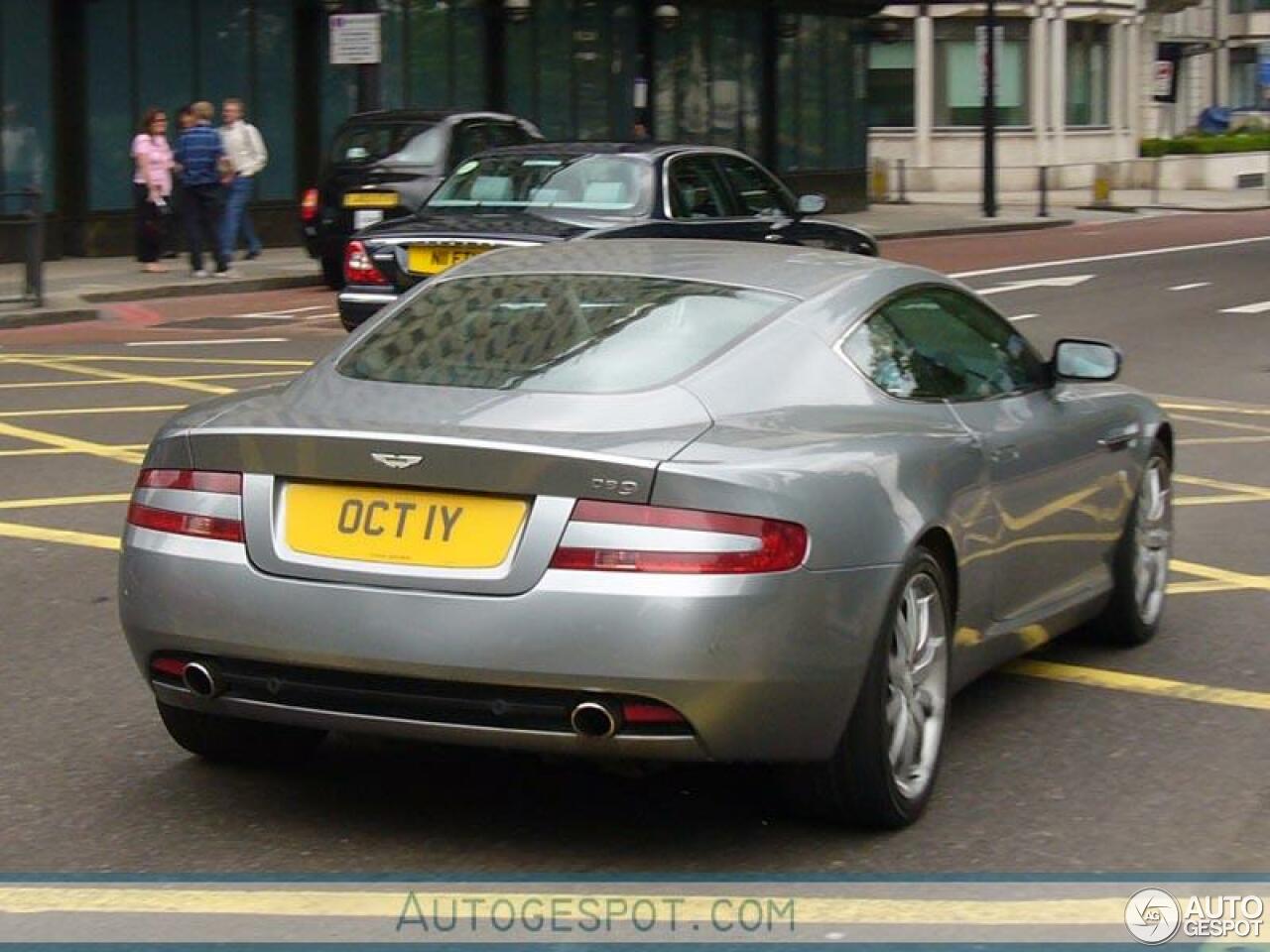 Aston Martin DB9