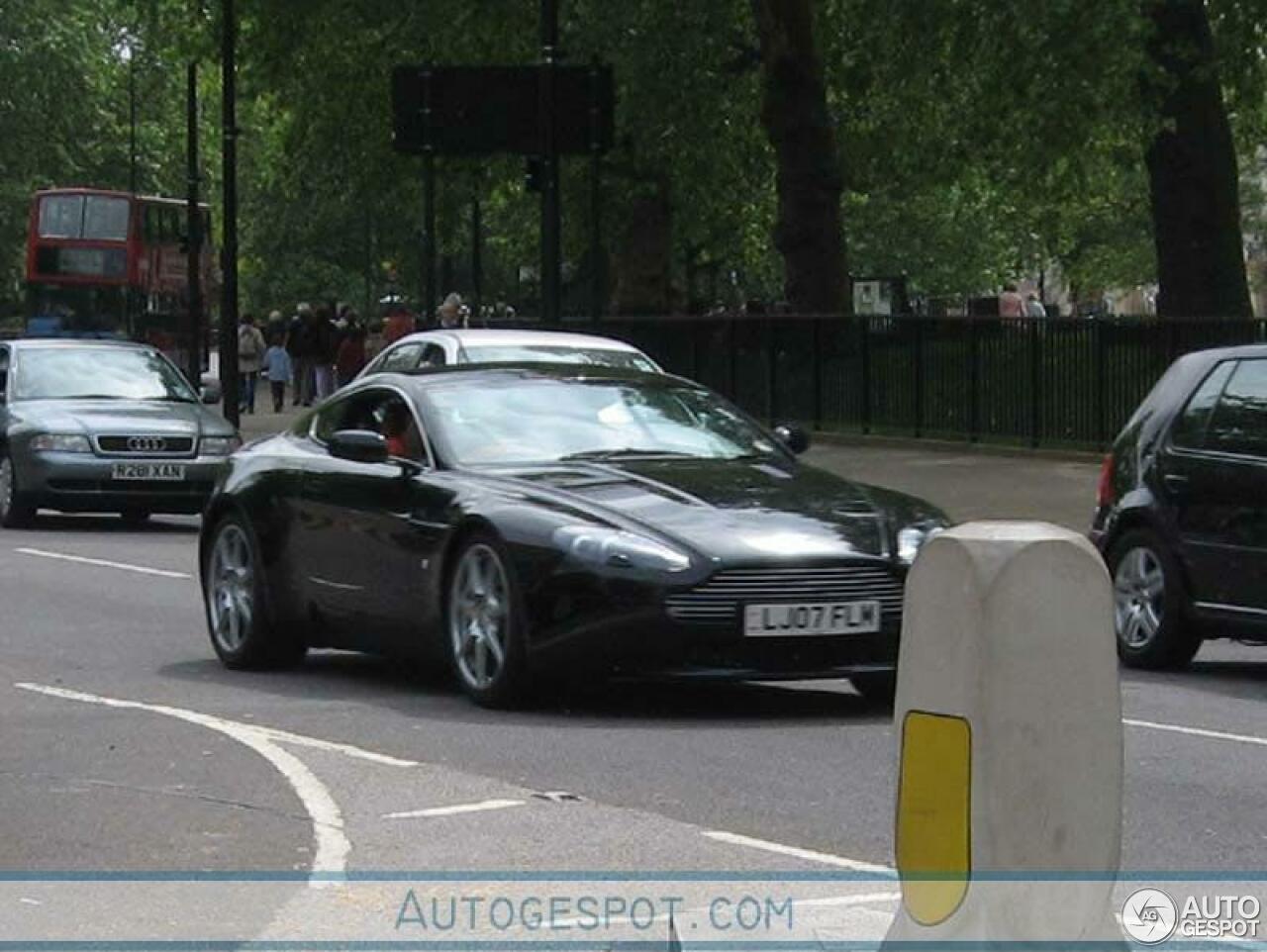 Aston Martin V8 Vantage