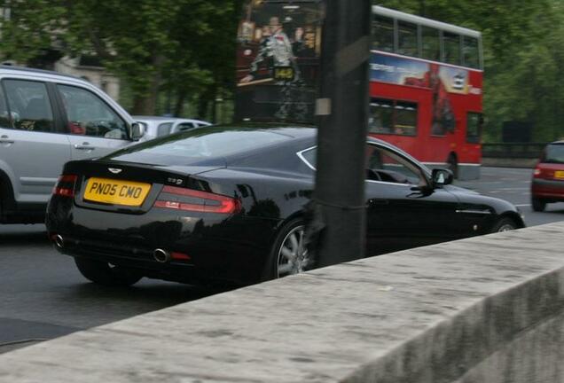 Aston Martin DB9