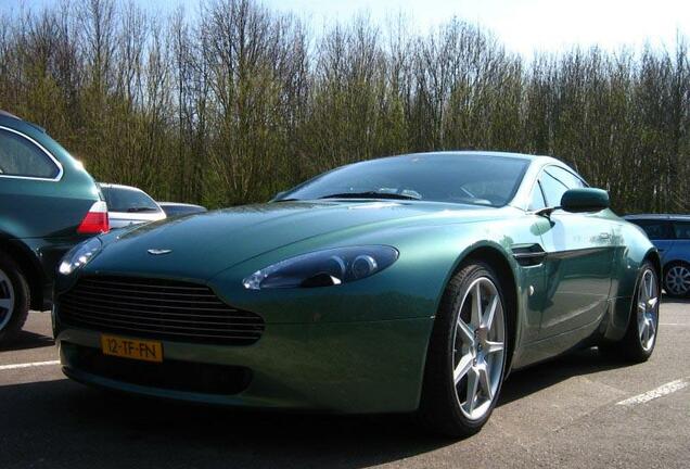 Aston Martin V8 Vantage