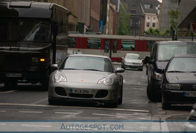 Porsche 996 Turbo