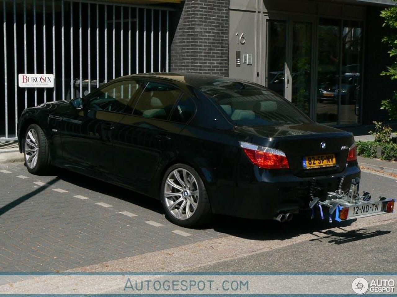 BMW M5 E60 2005