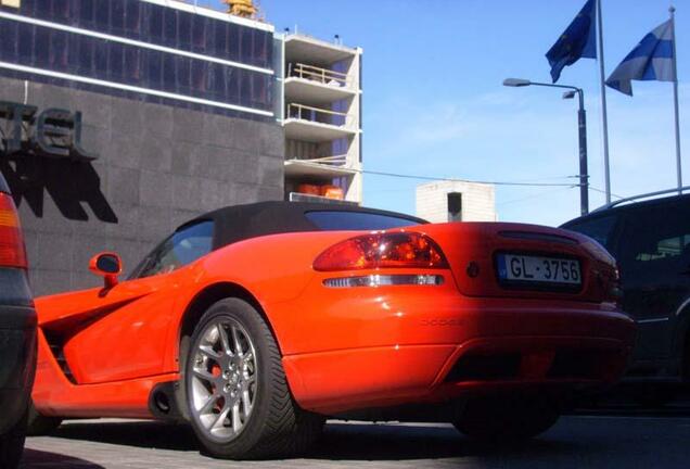 Dodge Viper SRT-10 Roadster 2003