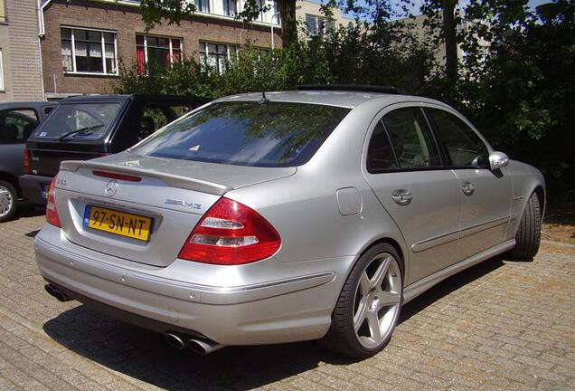 Mercedes-Benz E 55 AMG