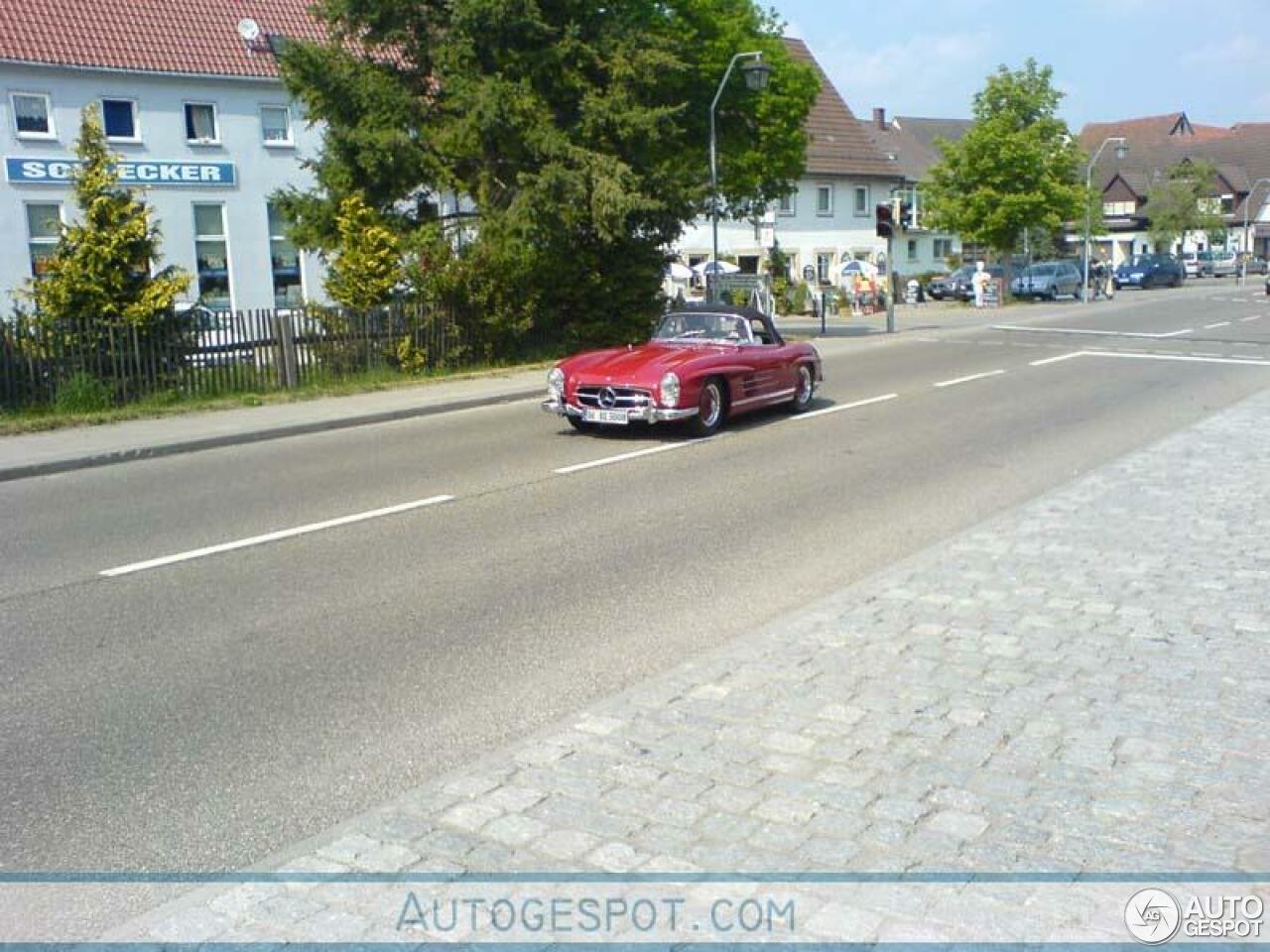 Mercedes-Benz 300SL Roadster