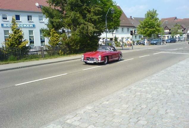 Mercedes-Benz 300SL Roadster