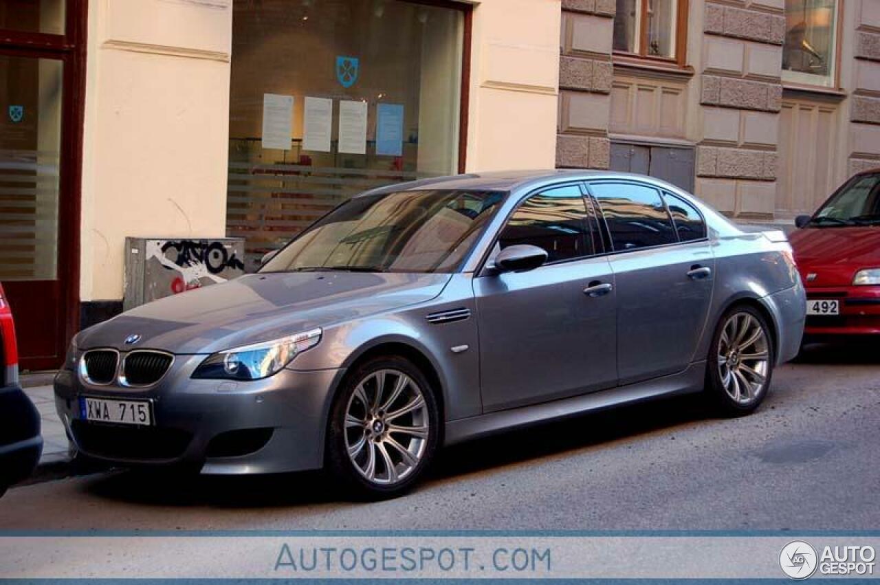 BMW M5 E60 2005