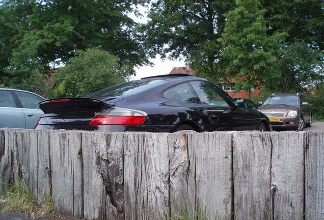 Porsche 996 Turbo