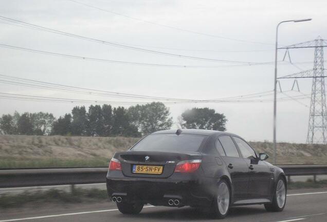 BMW M5 E60 2005