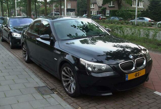 BMW M5 E60 2005