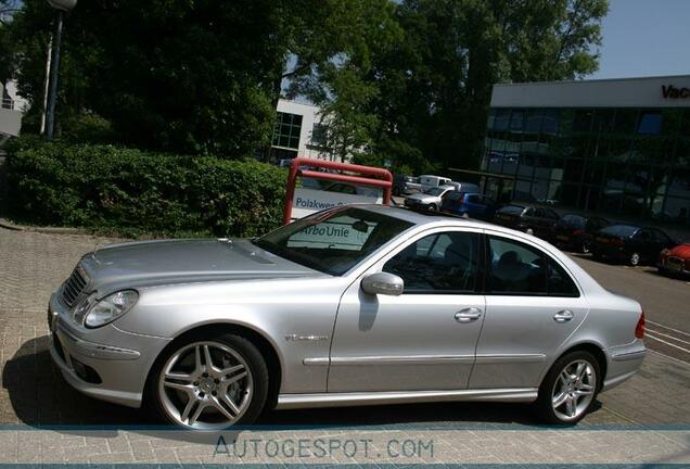 Mercedes-Benz E 55 AMG