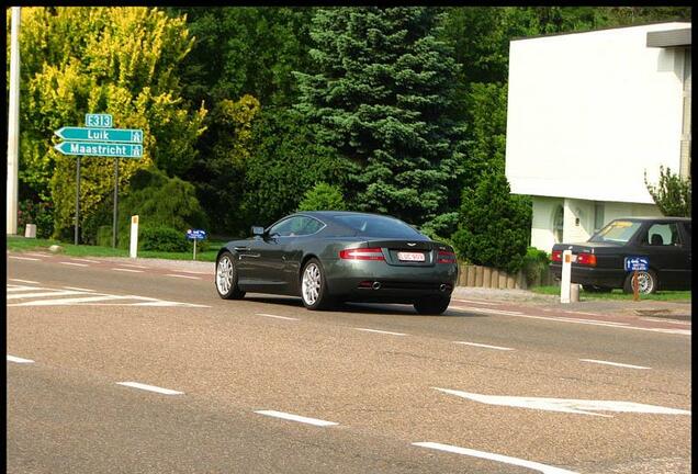 Aston Martin DB9