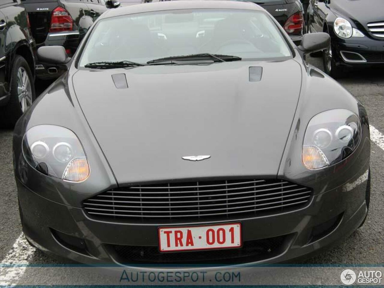 Aston Martin DB9