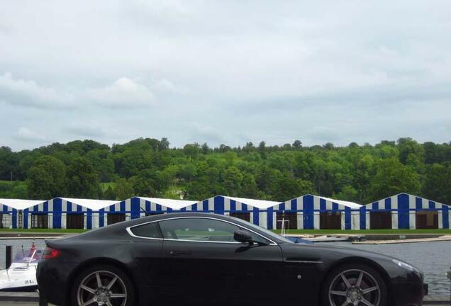 Aston Martin V8 Vantage