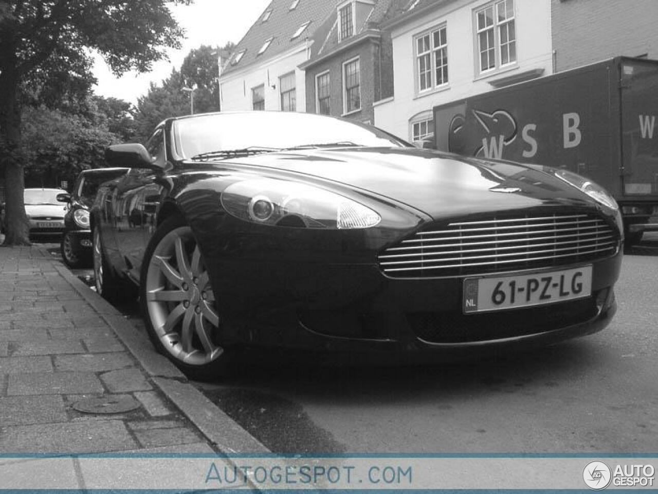 Aston Martin DB9