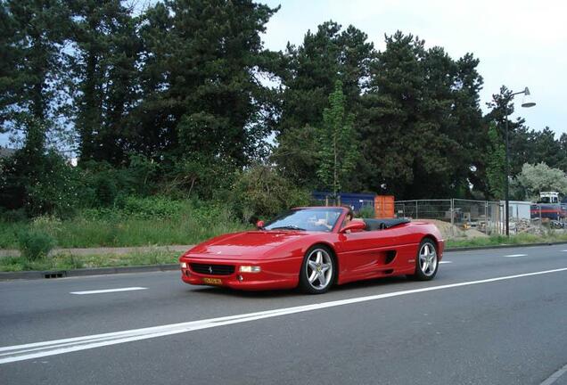 Ferrari F355 Spider