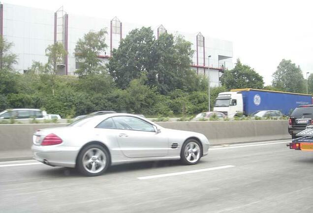 Mercedes-Benz SL 600 R230