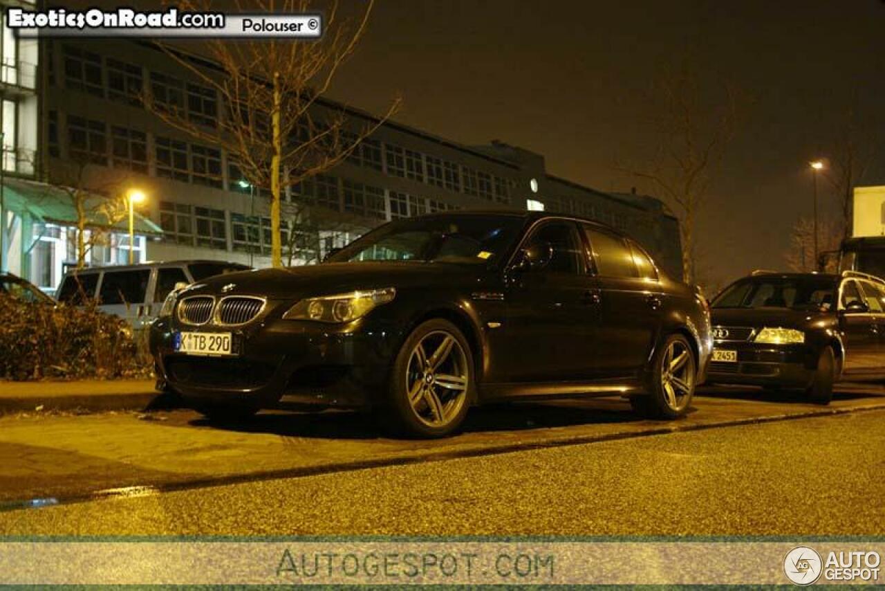 BMW M5 E60 2005