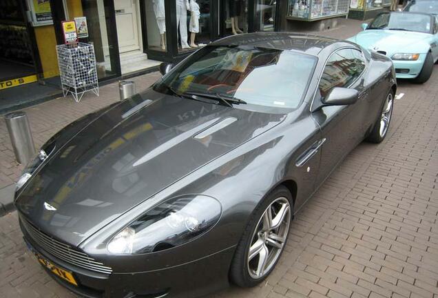 Aston Martin DB9