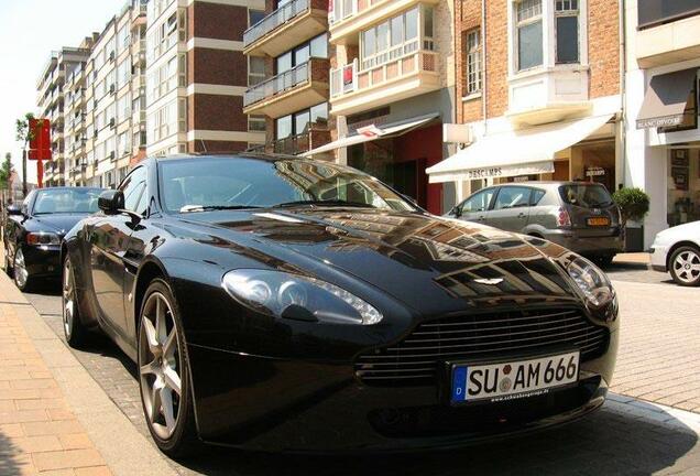 Aston Martin V8 Vantage