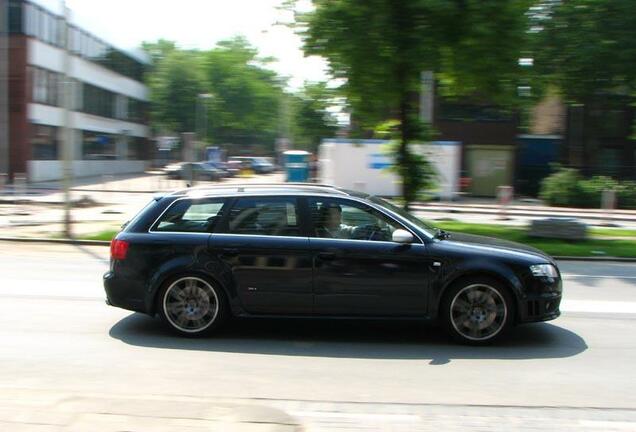 Audi RS4 Avant B7