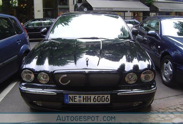 Jaguar XJR