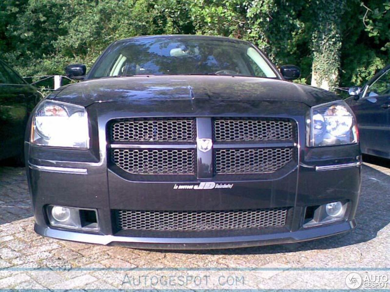 Dodge Magnum SRT-8