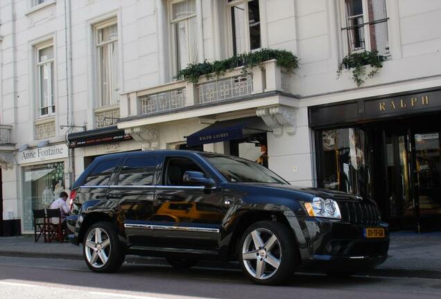 Jeep Grand Cherokee SRT-8 2005