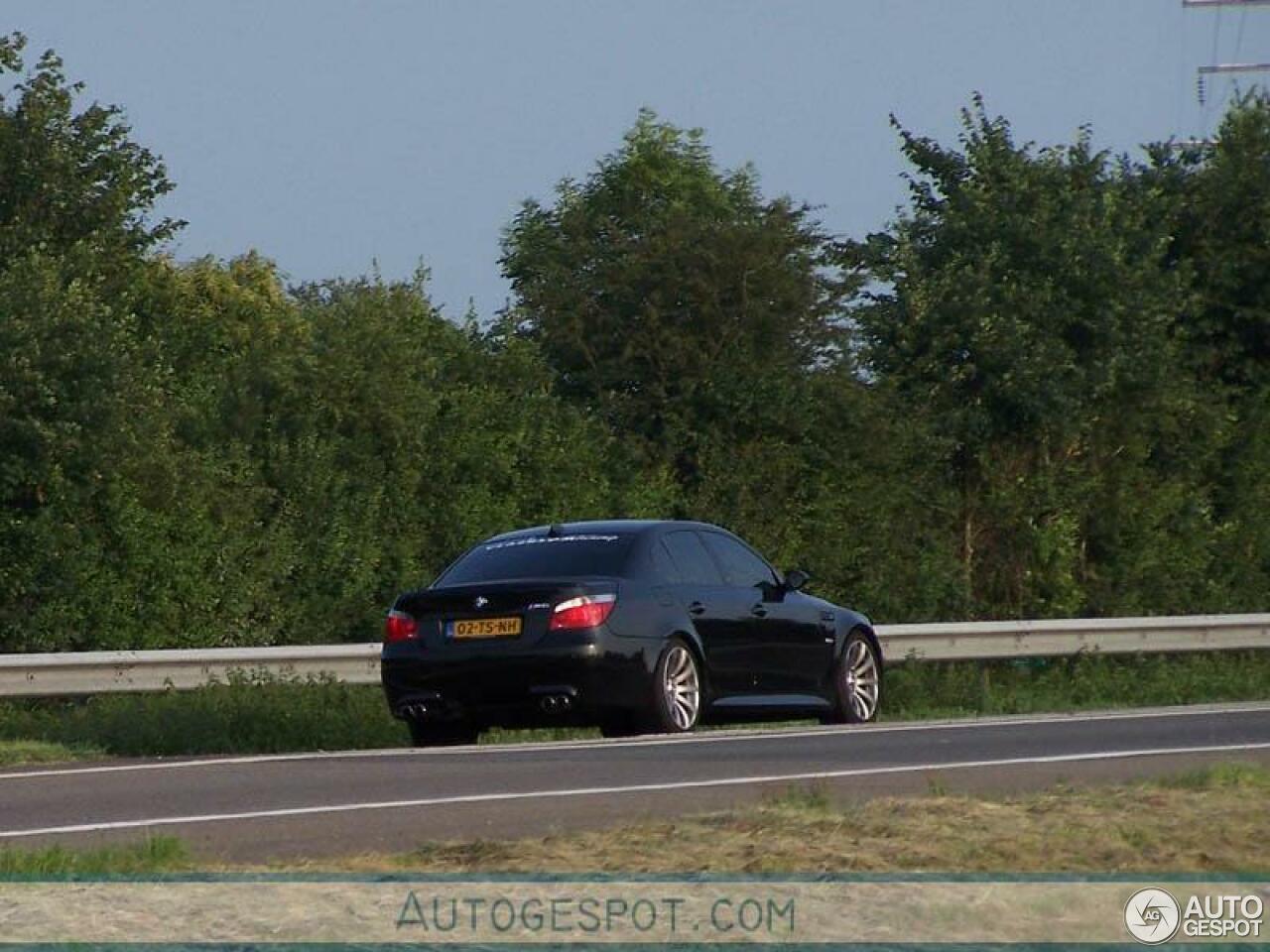 BMW M5 E60 2005