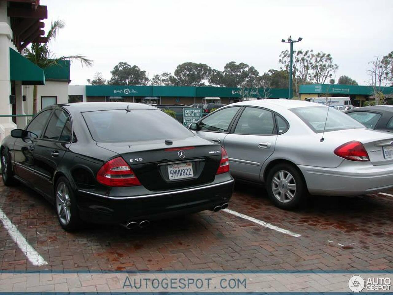 Mercedes-Benz E 55 AMG