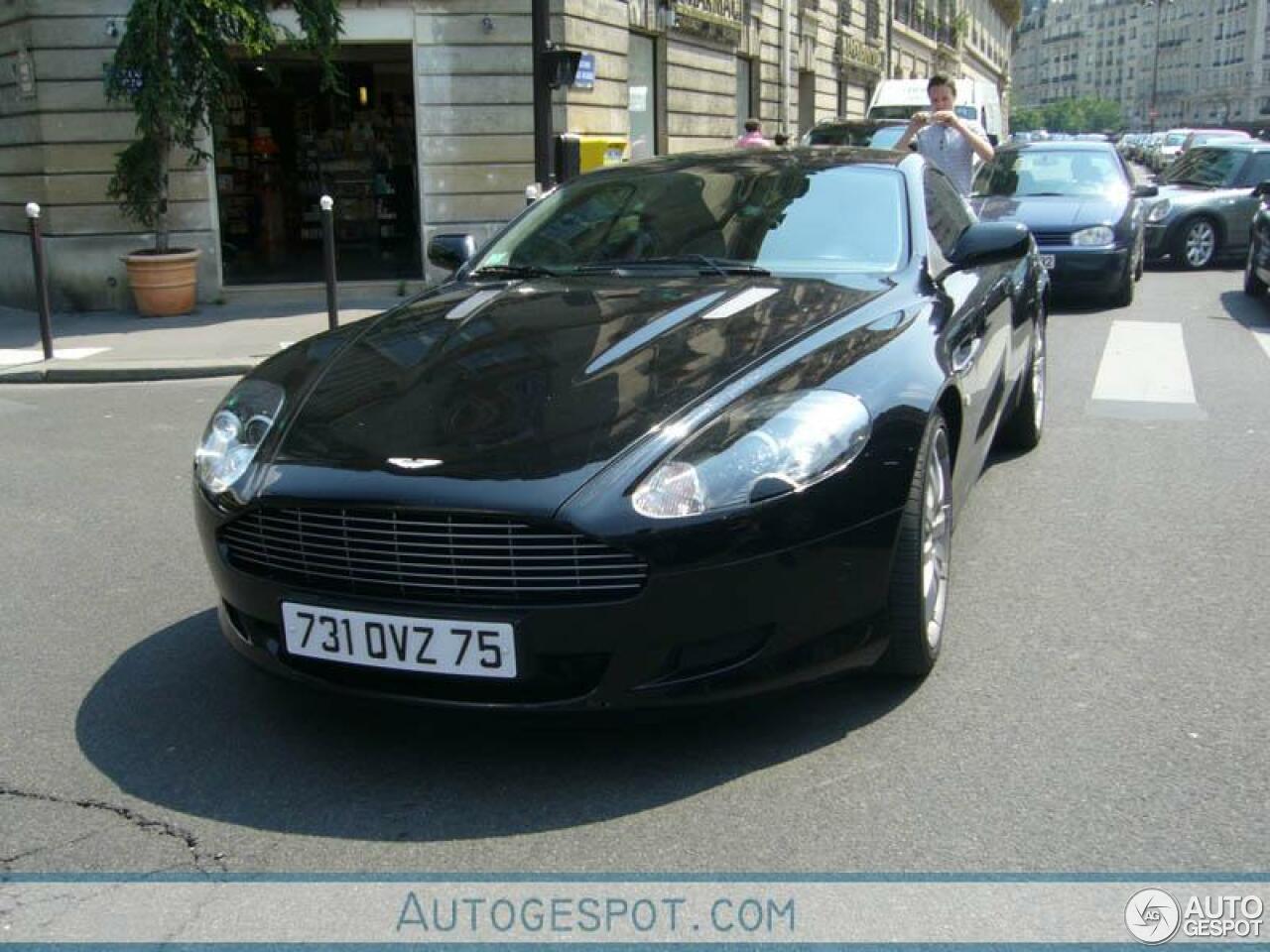 Aston Martin DB9