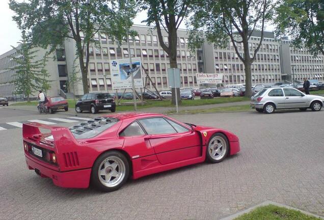 Ferrari F40