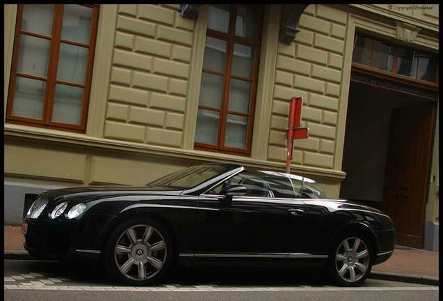 Bentley Continental GTC