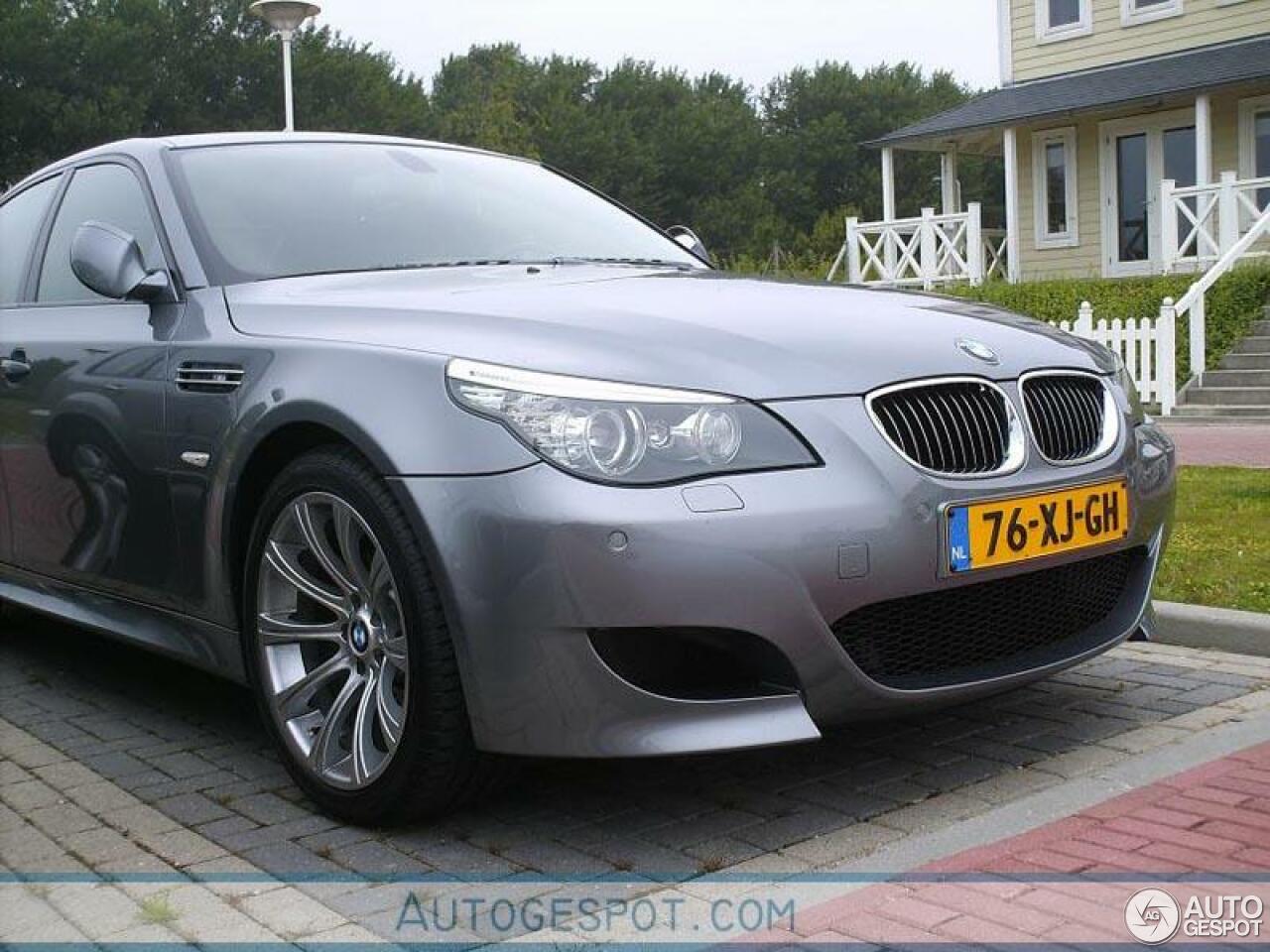 BMW M5 E60 2005