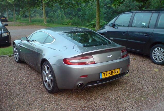 Aston Martin V8 Vantage