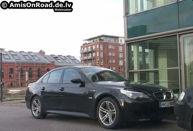 BMW M5 E60 2005