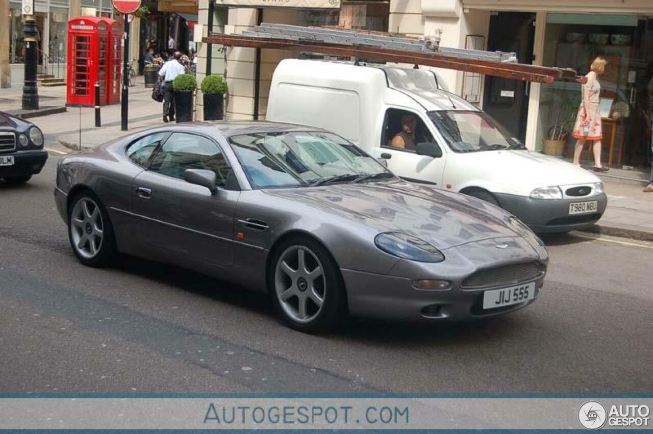 Aston Martin DB7