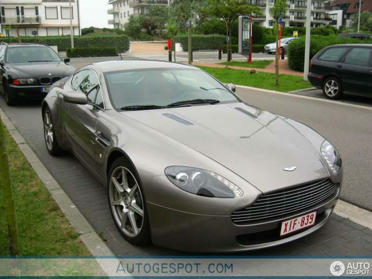 Aston Martin V8 Vantage