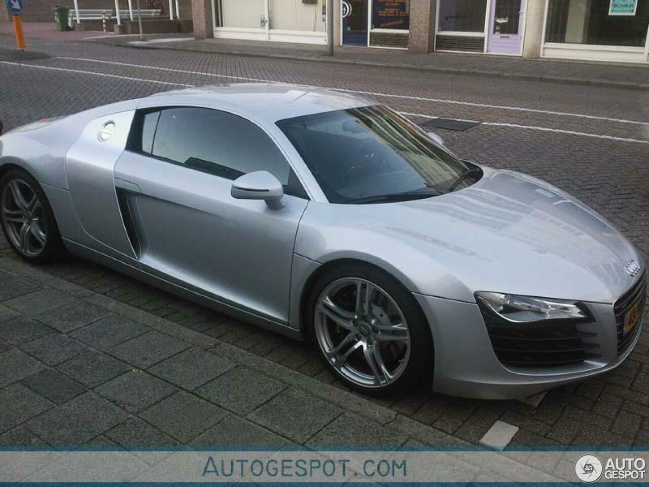 Audi R8