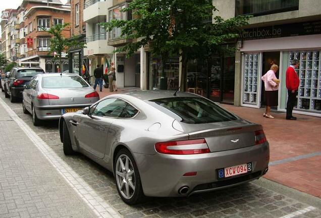 Aston Martin V8 Vantage