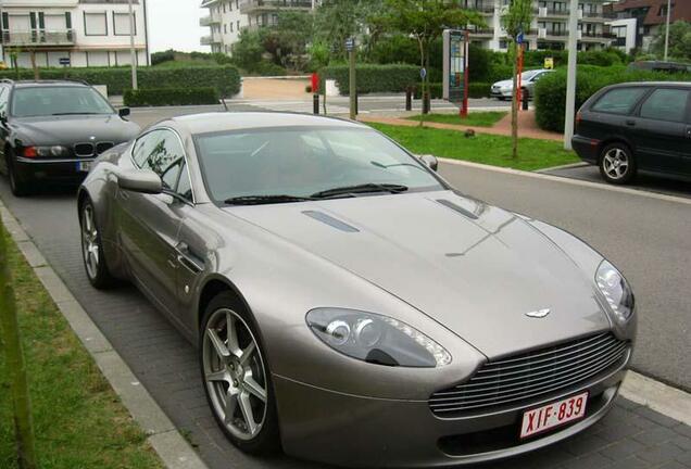 Aston Martin V8 Vantage