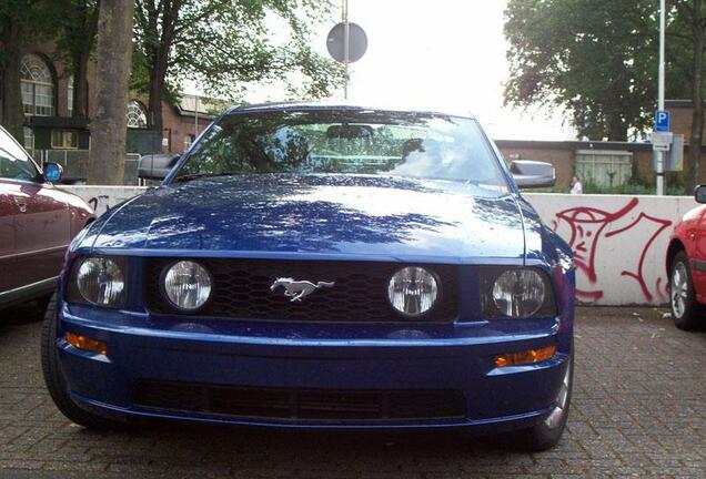 Ford Mustang GT Convertible