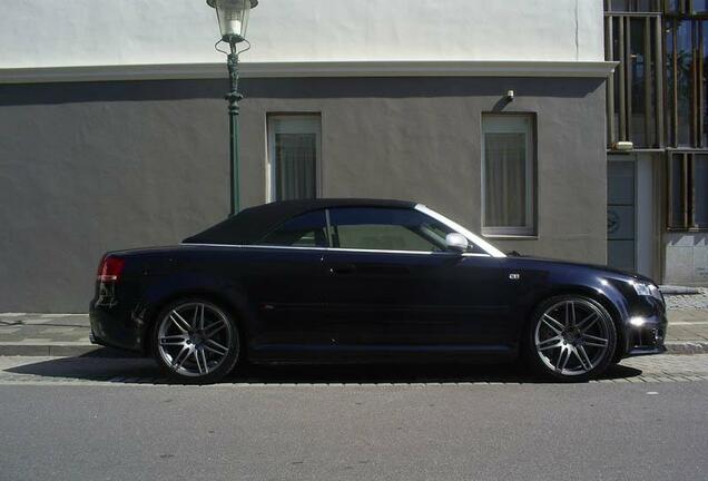 Audi RS4 Cabriolet