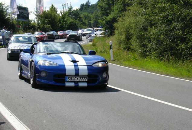 Dodge Viper RT/10 1996