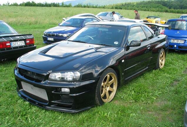 Nissan Skyline R34 GT-R V-Spec