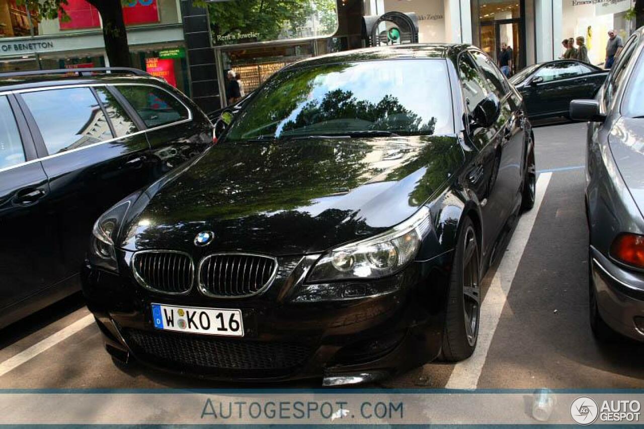 BMW M5 E60 2005